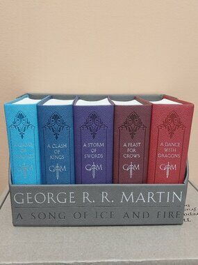 Game of Thrones Leather-Cloth Boxed Set 5 Books (A Song of Ice and Fire)
